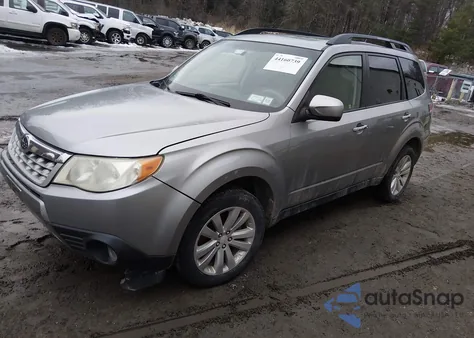 2011 Subaru Forester 2.5X Limited z USA, uszkodzony, nr VIN JF2SHAEC2BH777635